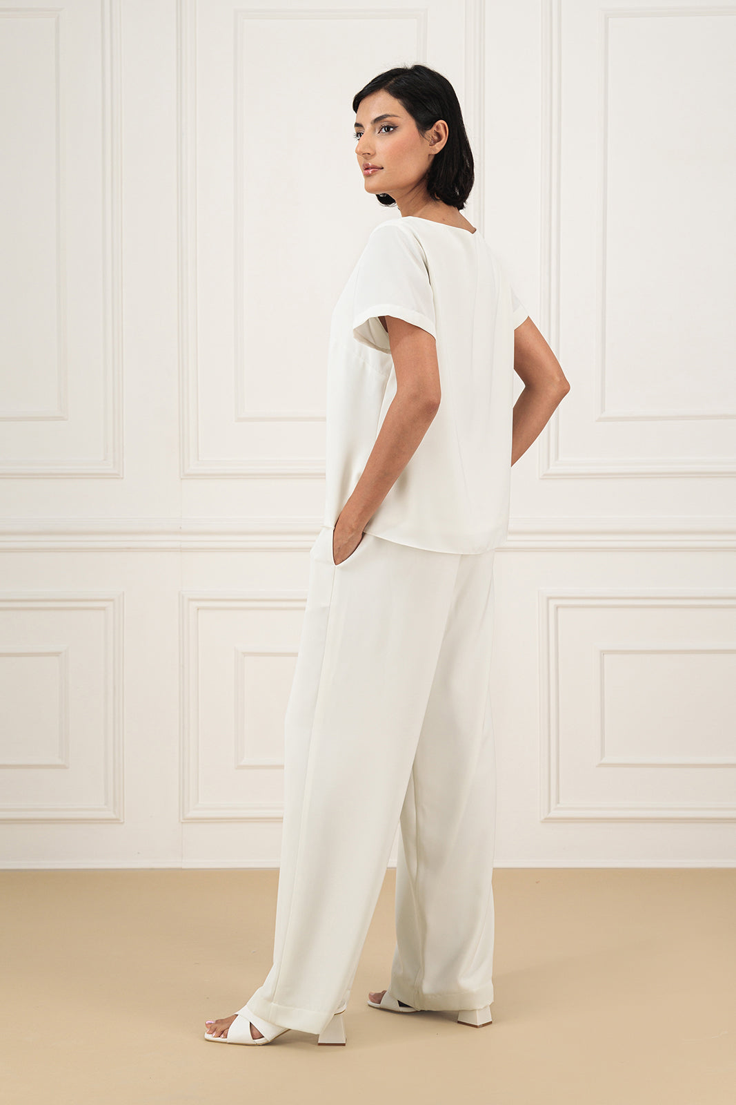 Elegant Shirt and Trouser crafted from fluid crepe (SET)