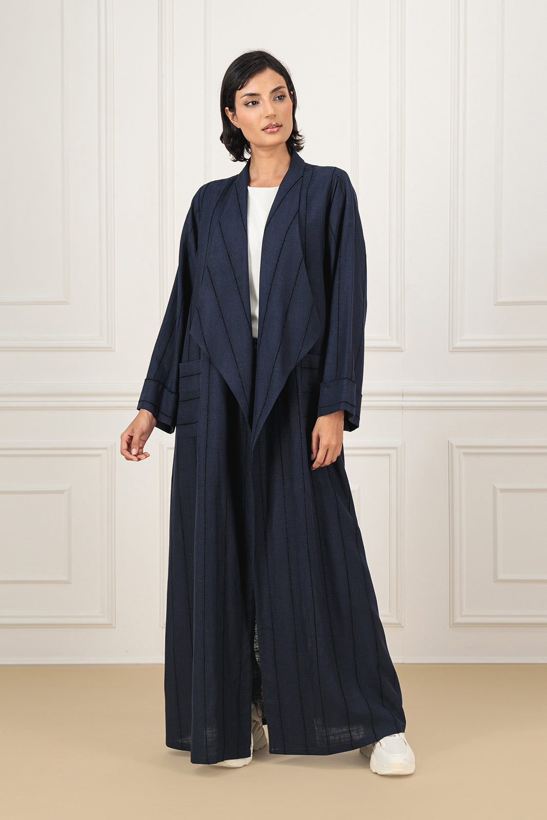 Striped linen abaya with collar