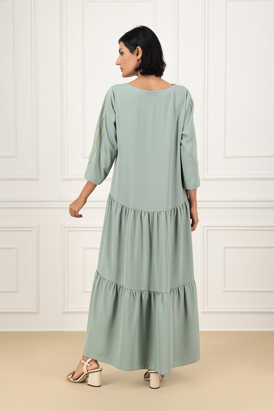 Crepe gathered details dress