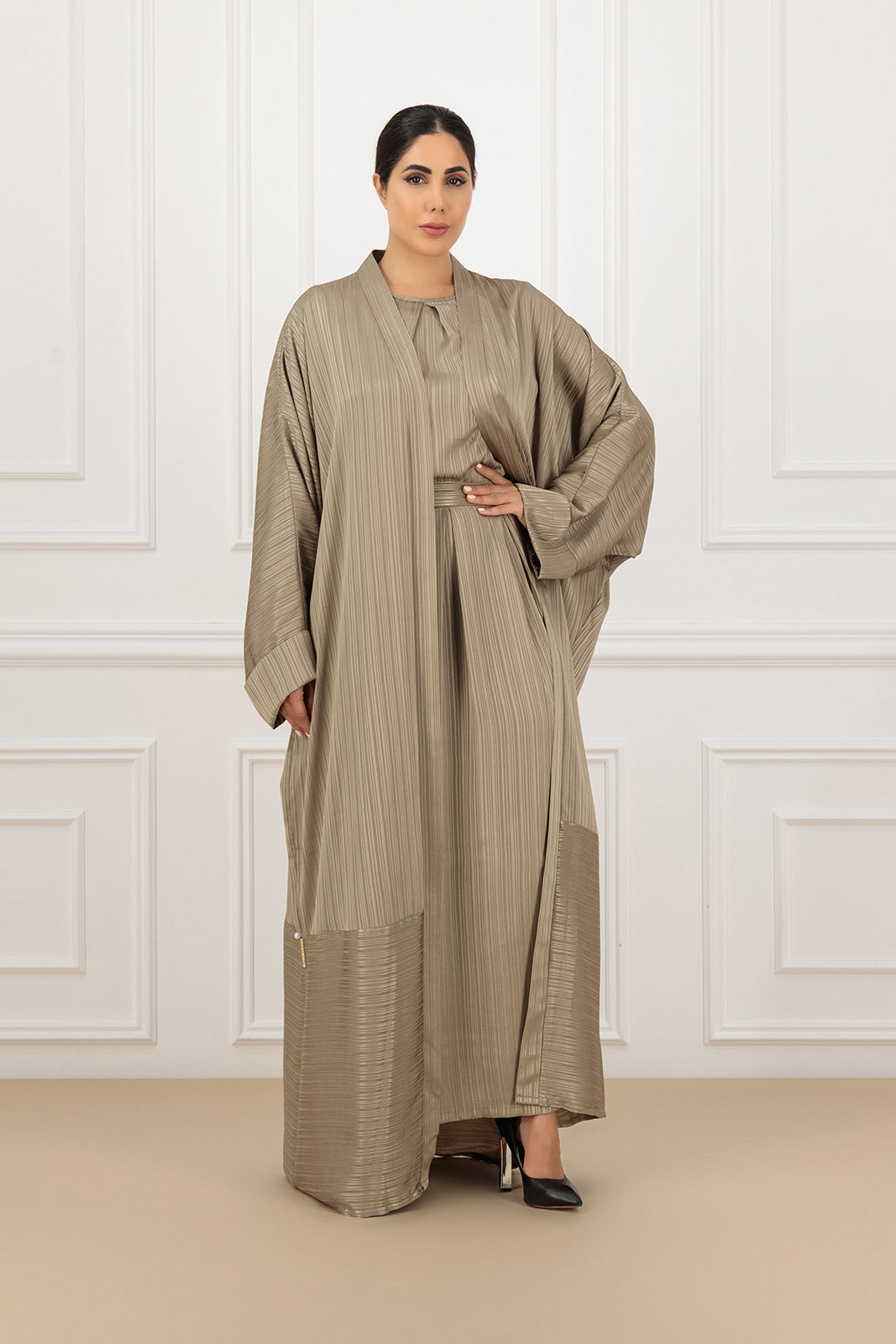 Jacquard stripe silk farasha abaya (SET)