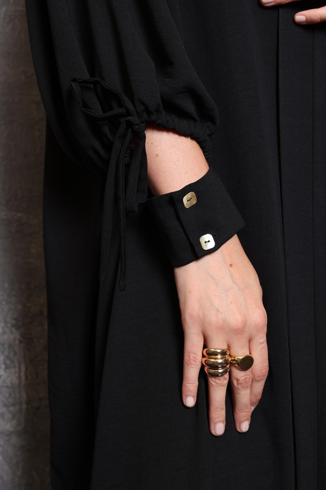 Noora Abaya