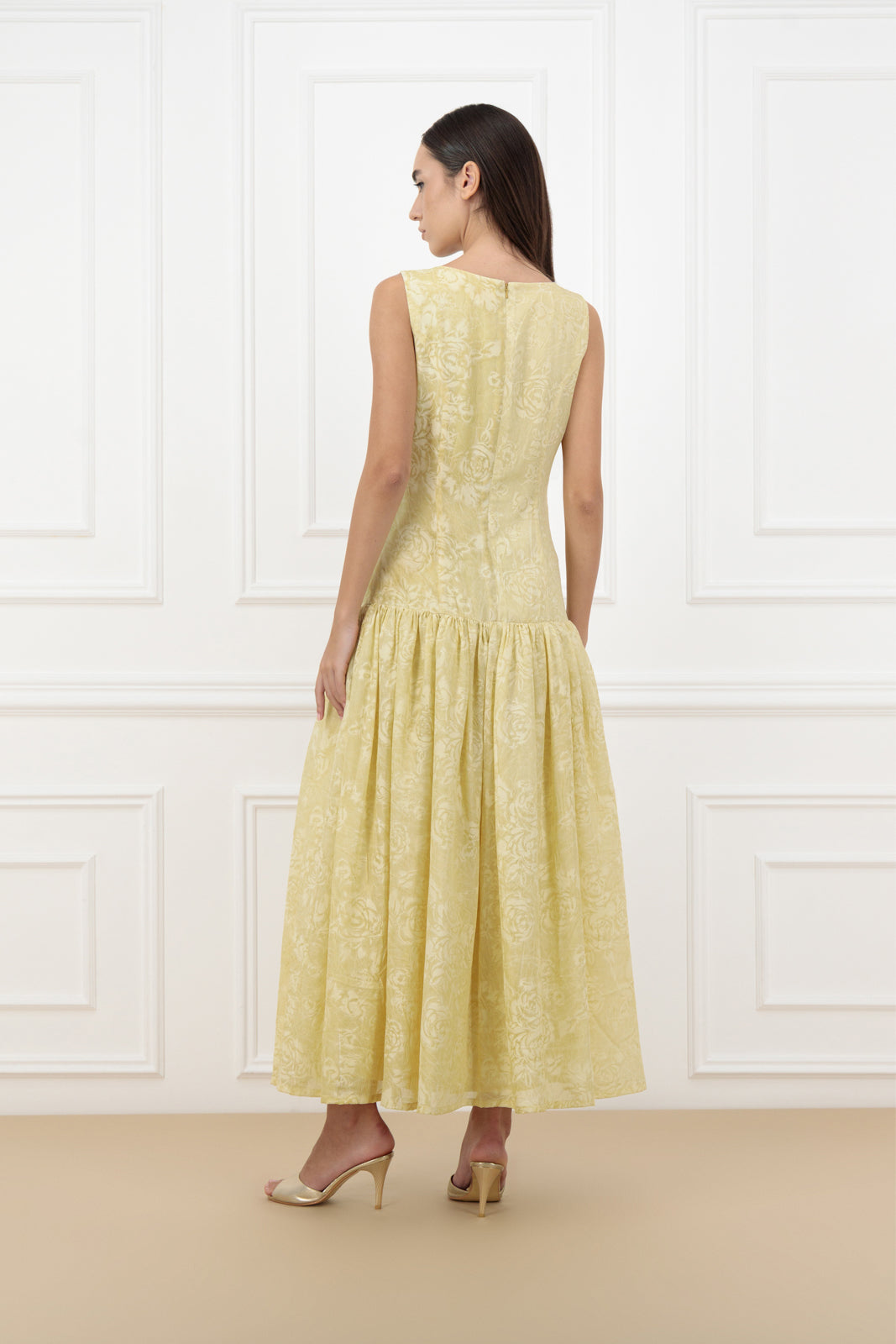 Sleeveless Floral Jacquard Dress