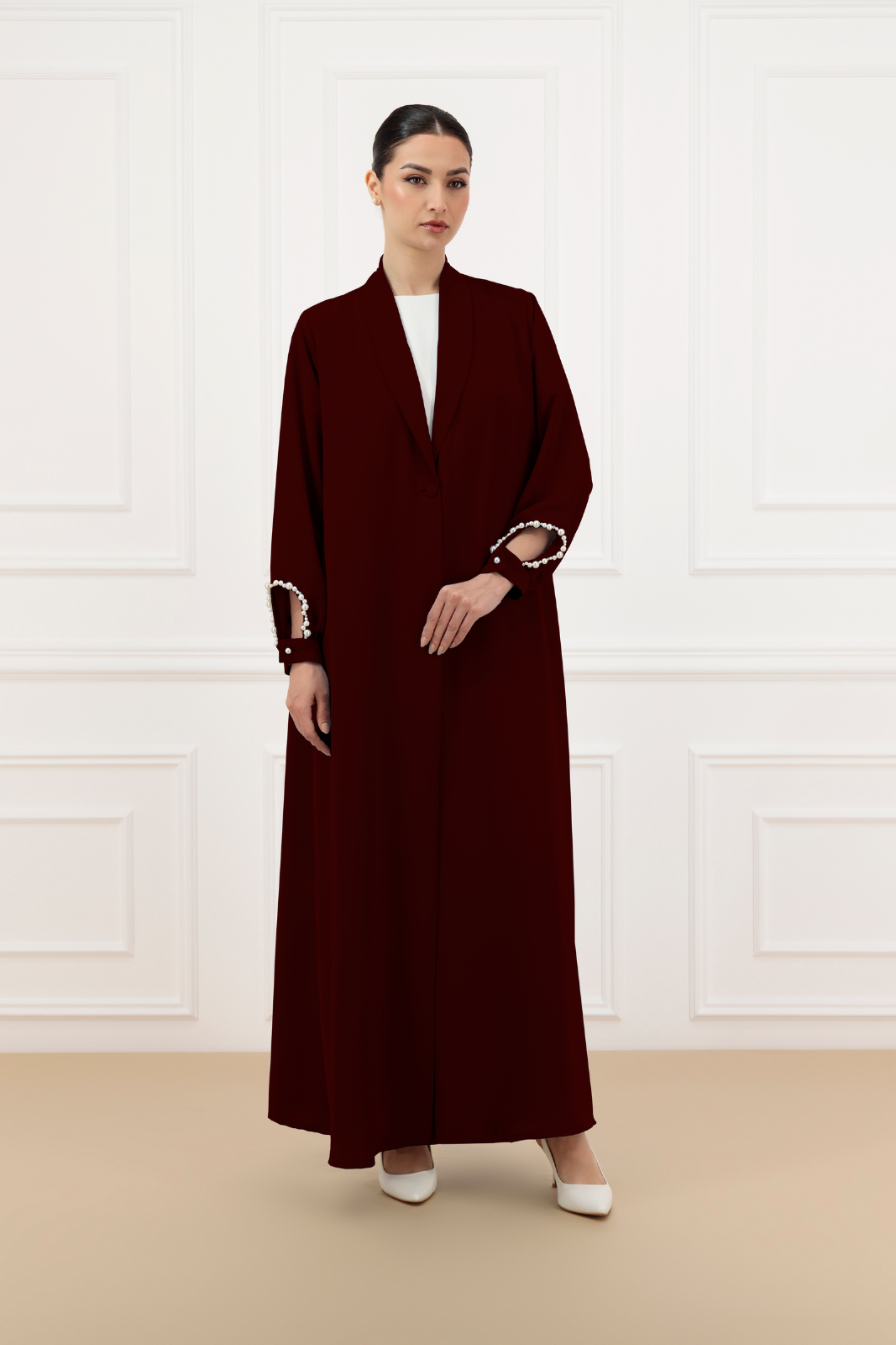 Cut-out pearl sleeve abaya