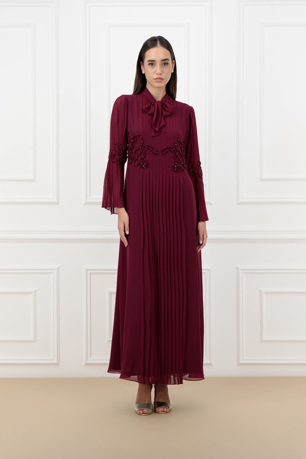 Bow detail, pleated embossed rope dress