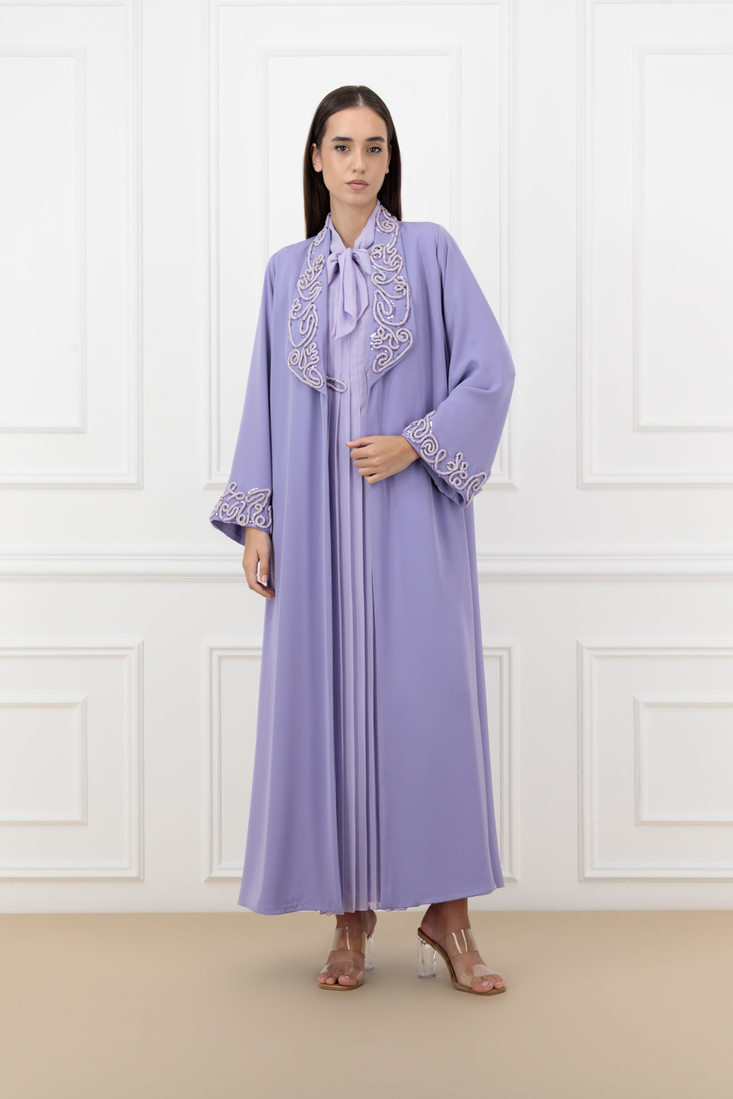 Embossed Rope Collared Abaya
