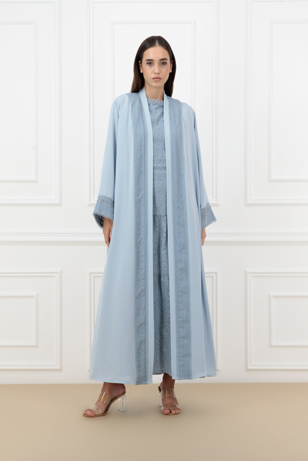 Lace panel Classic cut abaya