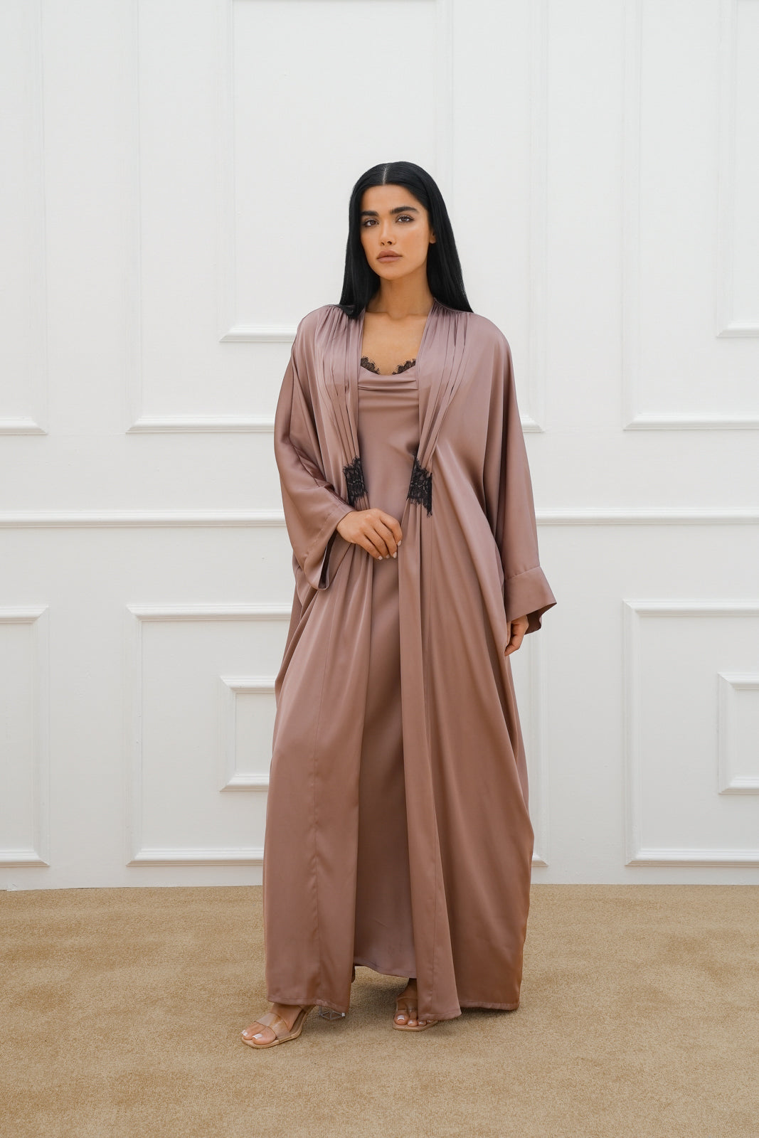 Lace pleated silk abaya (Set)