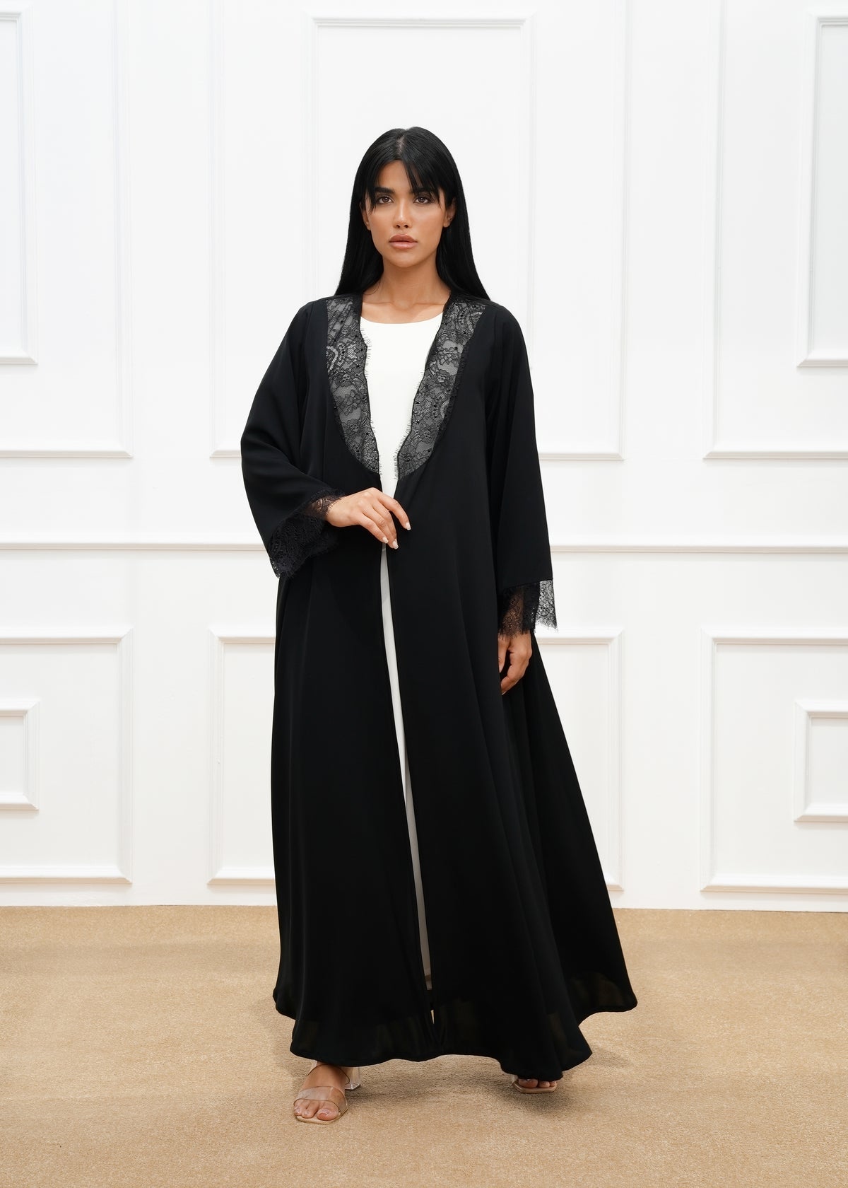 Ebba Lace Detail abaya
