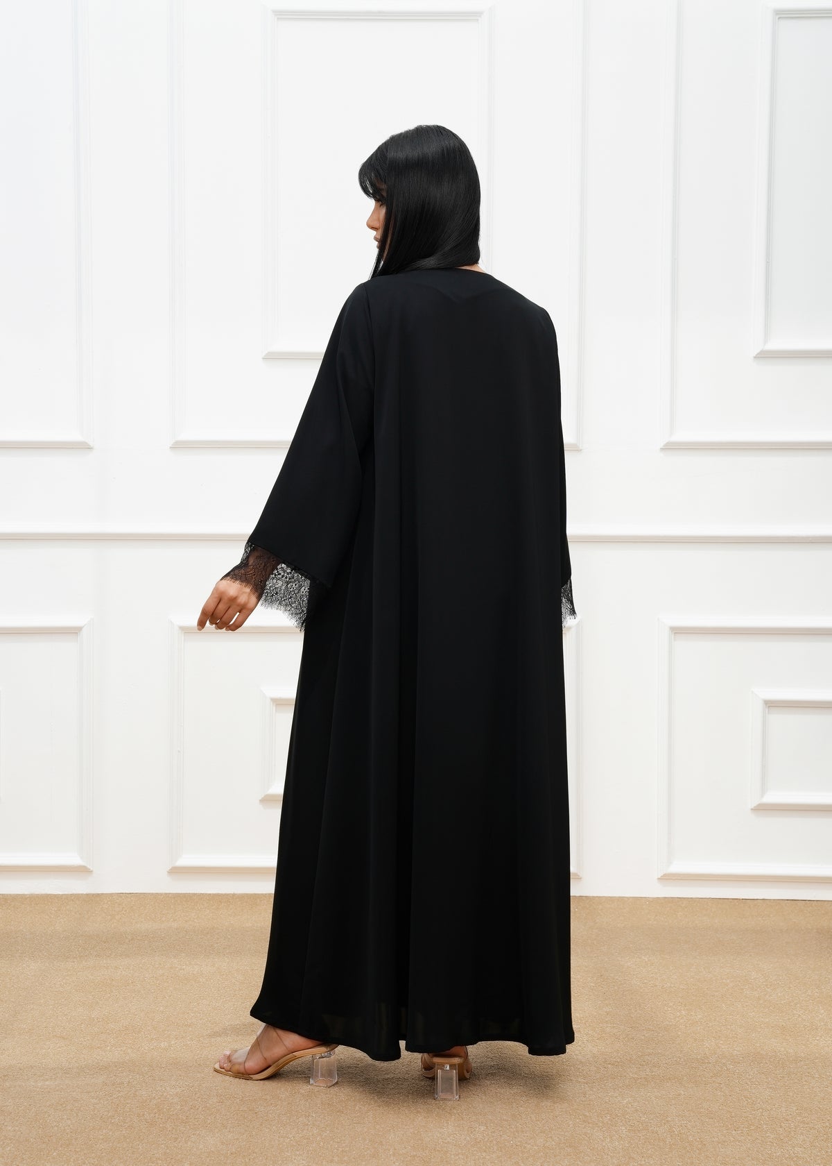Ebba Lace Detail abaya