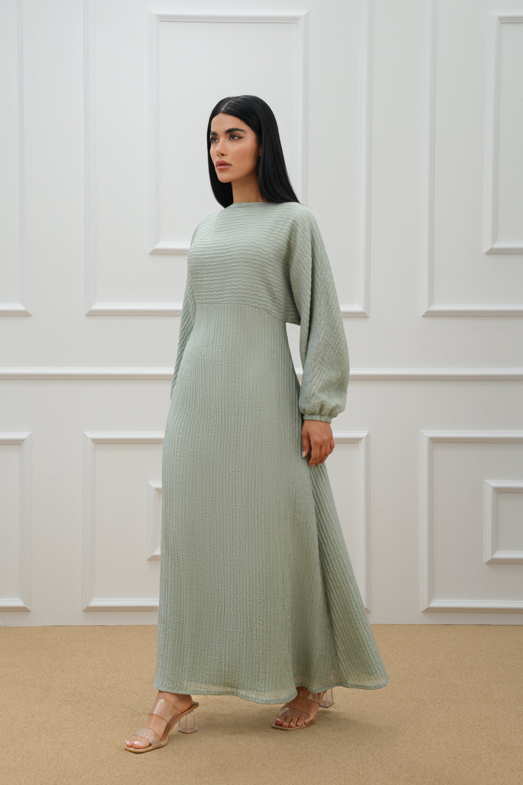 Butterfly cut full sleeves dress