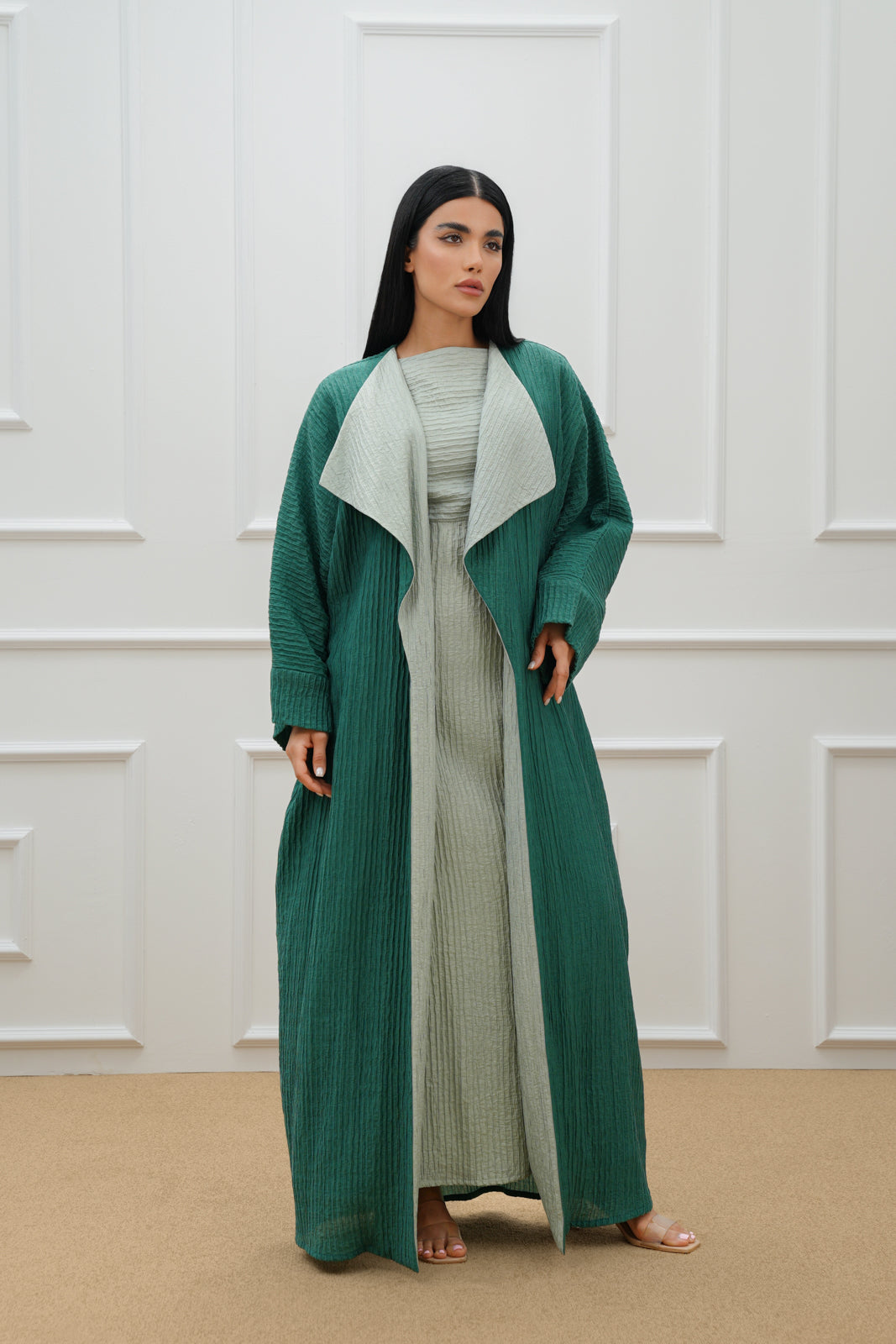 Two-Tone Jacquard Farasha abaya with Butterfly cut dress Set
