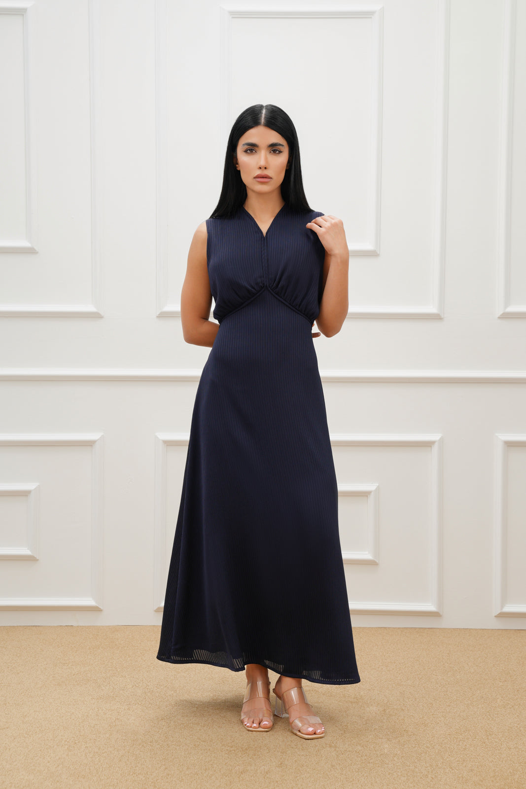 Gathered detail sleeveless dress