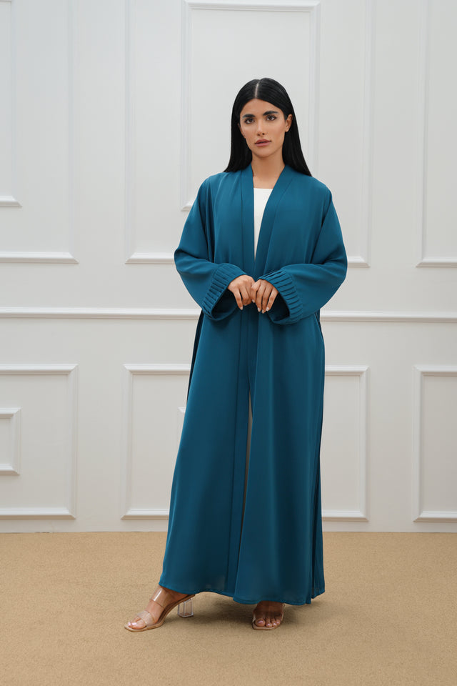 Side embroidered pleated abaya