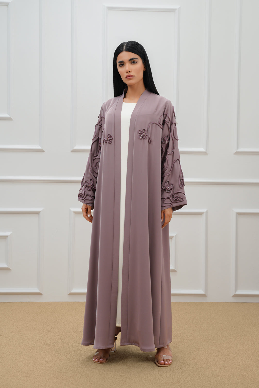 Embossed rope abaya