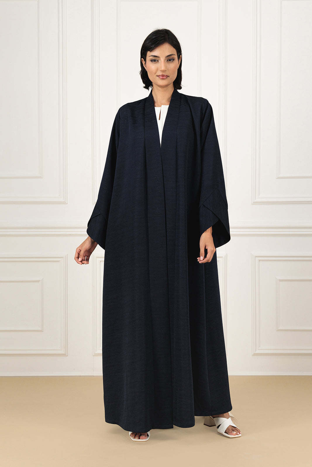 Classic textured Abaya