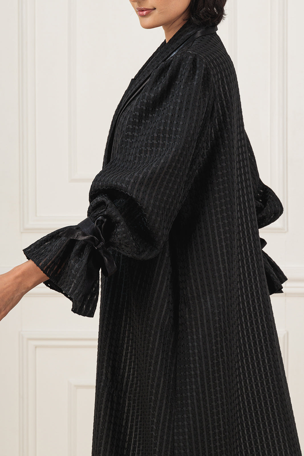 Double collar abaya