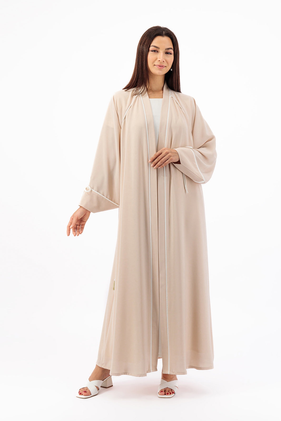 Contrast bow piping Abaya