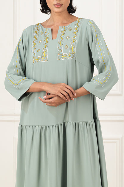 Crepe gathered details dress