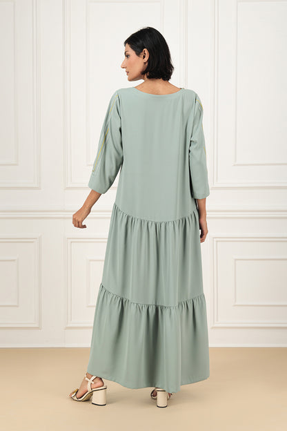 Crepe gathered details dress