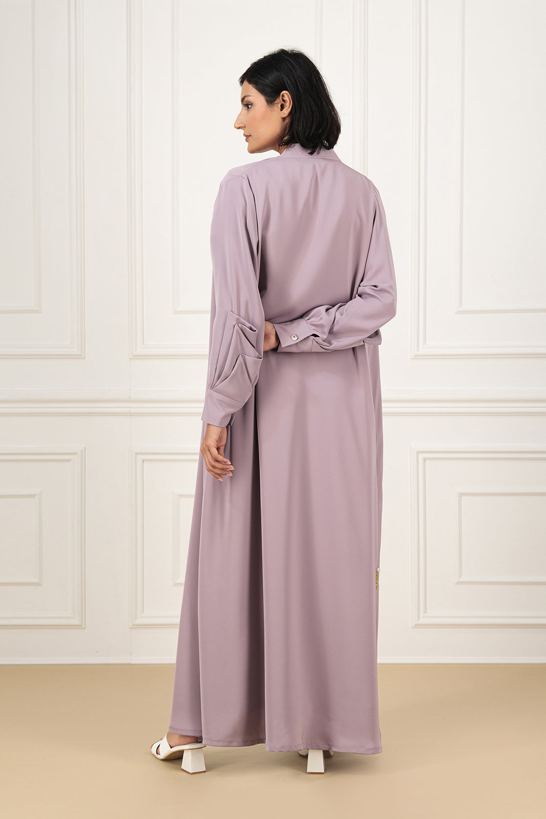 Ruffled sleeves