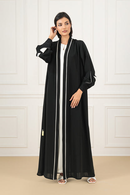 Ruffled sleeves