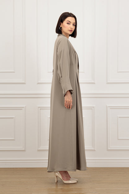 Semi-fitted coat-style Abaya