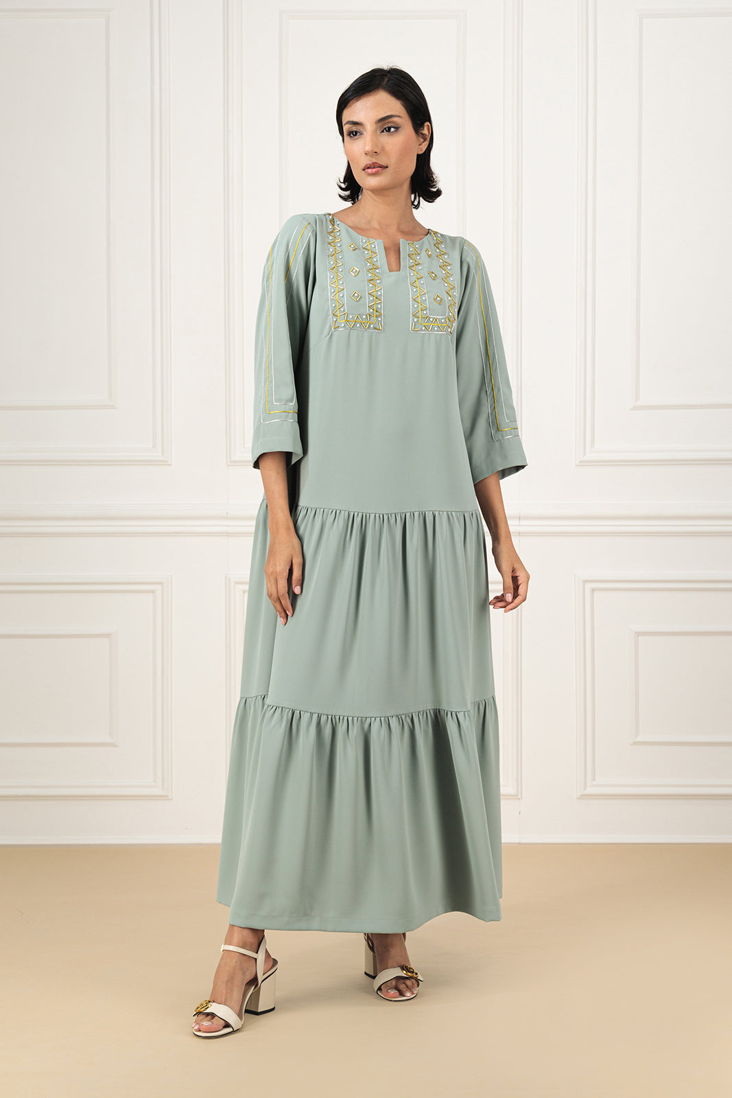 Crepe gathered details dress