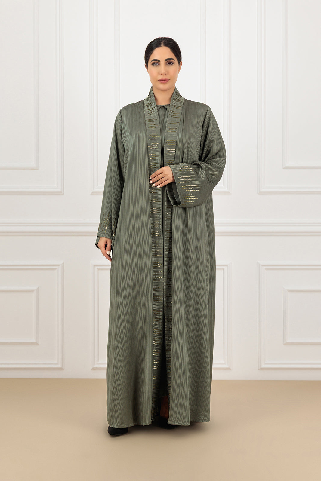 Embroidered jacquard silk abaya (SET)
