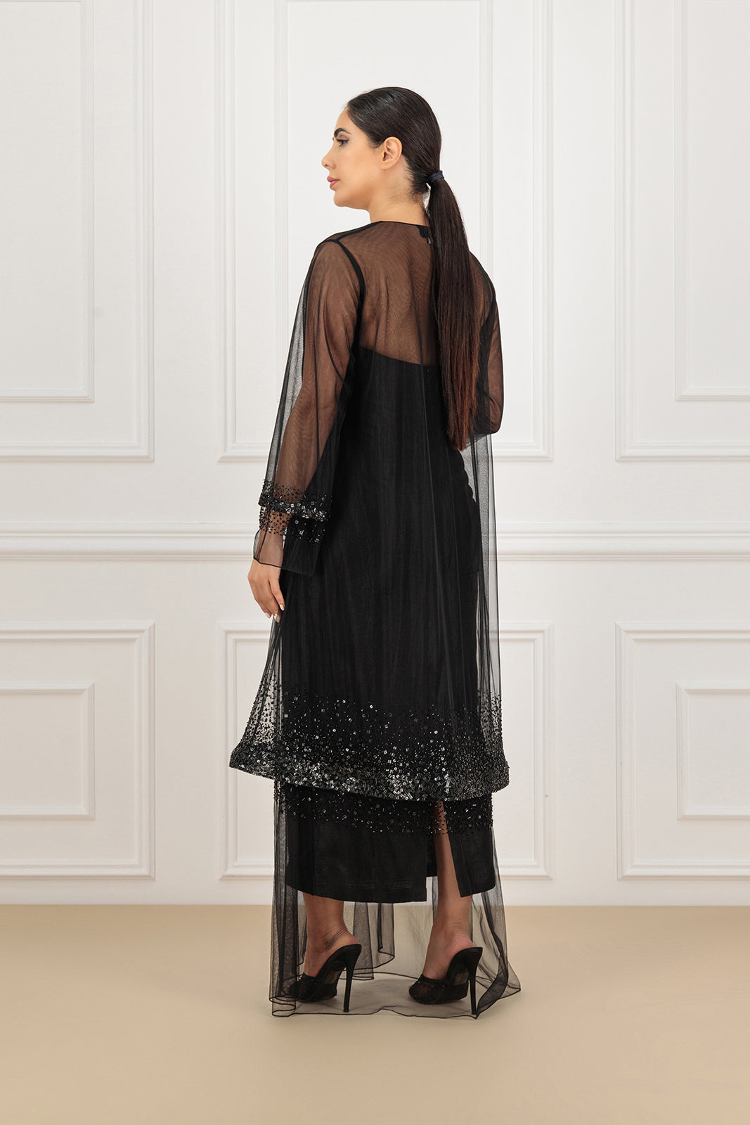 Embroidered double layers abaya