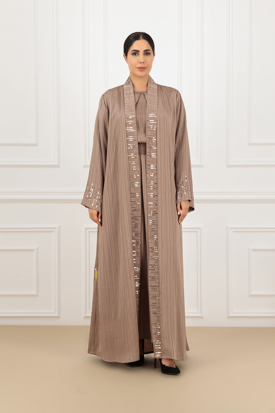 Embroidered jacquard silk abaya (SET)