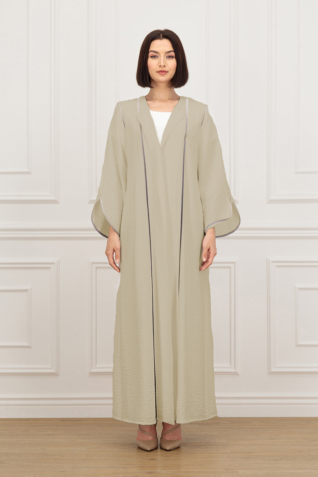 Round neck Ombre piping detail Abaya