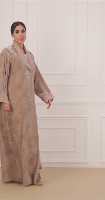 Shawl collared jacquard velvet abaya