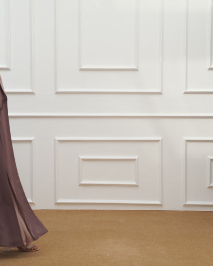 Two-Tone Embossed Abaya