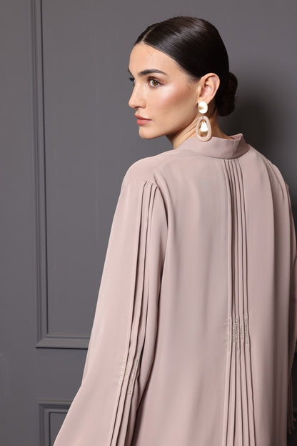 Pleat detailed abaya