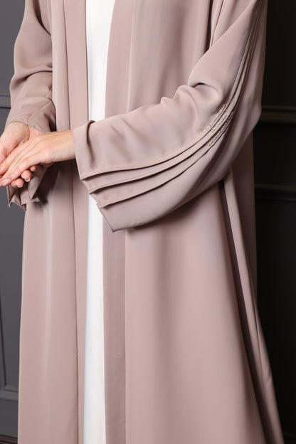 Pleat detailed abaya