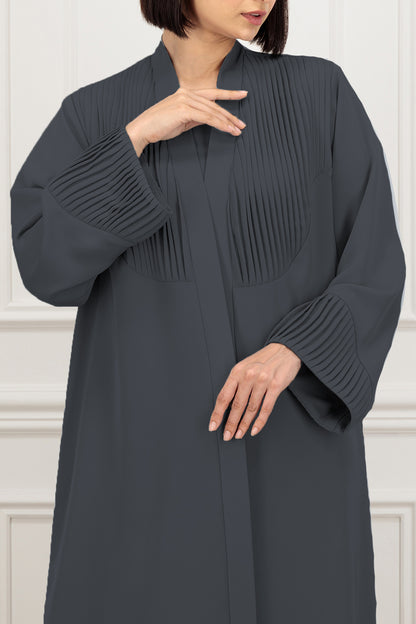 Single pleated on the front and sleeves Abaya